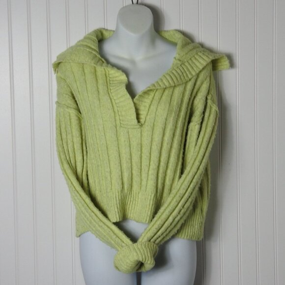 Hippie Rose Cropped Sweater Junior's Sz Large Yellow Lime Fuzzy Long Sleeve - Picture 2 of 5